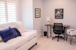 Bedroom 3 pull-out couch / Workspace with printer Bedroom 3 pull-out couch / Workspace with printer