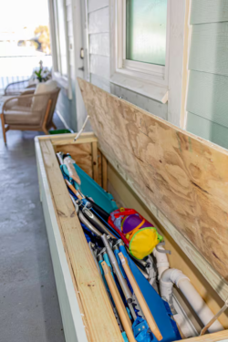 Exterior Porch & Beach Box Exterior Porch & Beach Box