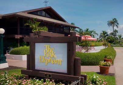 PINK ELEPHANT 491 Bayou Avenue, Boca Grande, Florida Serving Lunch and Dinner